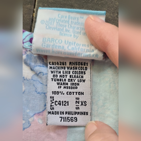 Vintage Care Bear Winter Scrubs Size XS Like New - Picture 3 of 4